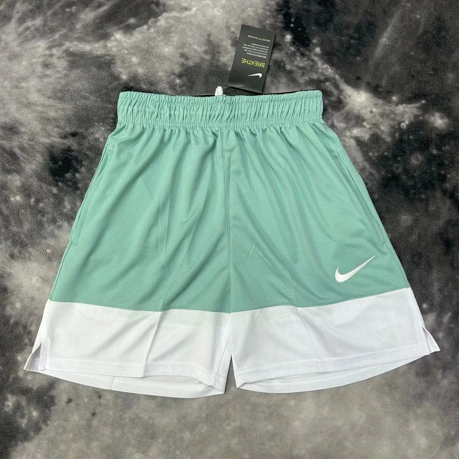 Nike Dri-FIT Training Shorts Gray - 10