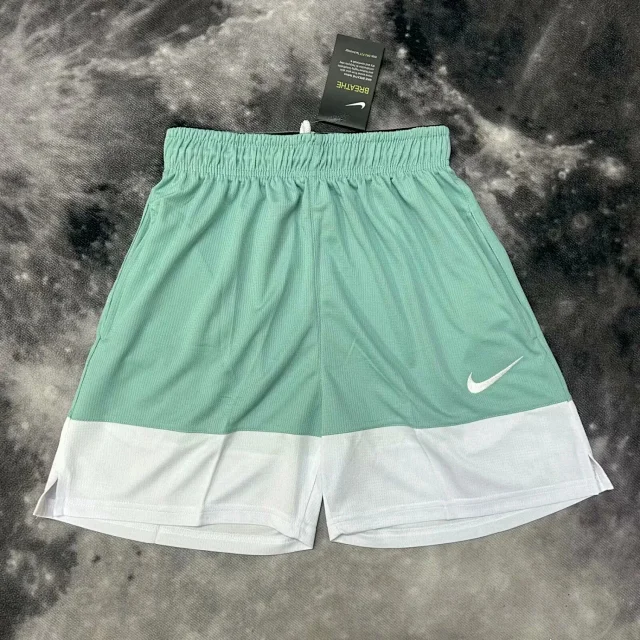 Nike Shorts Breathe color-block athletic product detail image 8