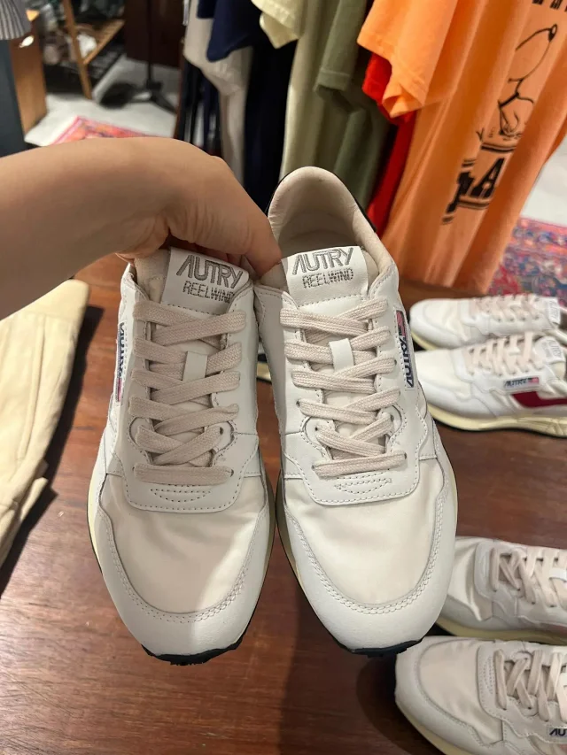 Autry Sneakers Reelwind product detail image 9