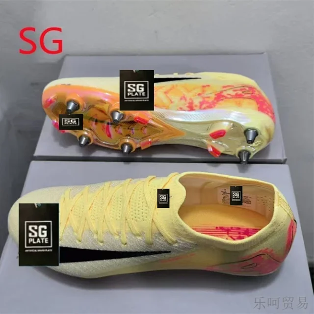 Nike Soft-ground metal-stud football boots product detail image 3