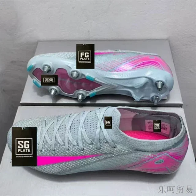 Nike Soft-ground metal-stud football boots product detail image 8