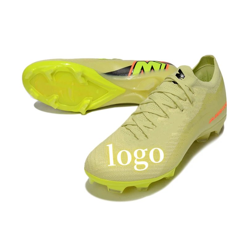 New Balance Boots Furon football cleats — 32