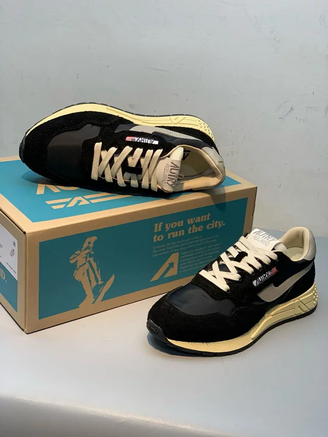 Autry Sneakers Reelwind product detail image 18