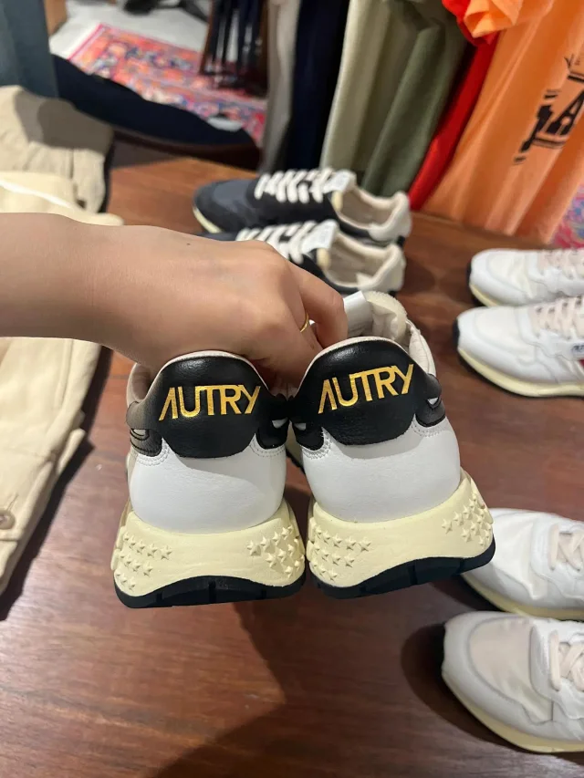 Autry Sneakers Reelwind product detail image 11