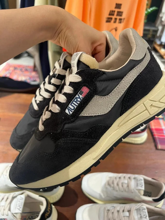 Autry Sneakers Reelwind product detail image 14