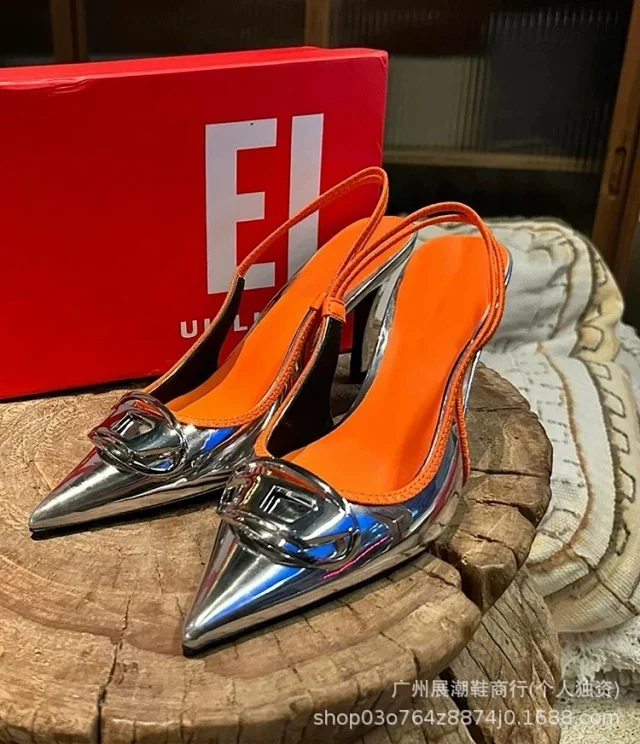 Diesel High Heels D-Venus pointed-toe slingback with oval logo buckle product detail image 1