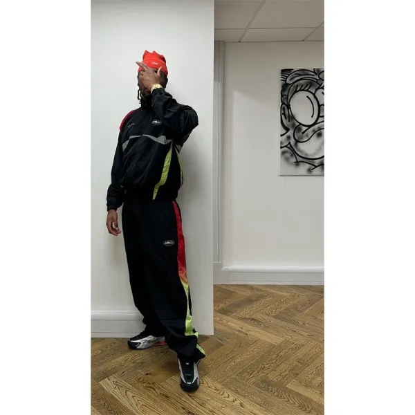 Corteiz Windbreaker Black with White Striped Panels Jacket - 38