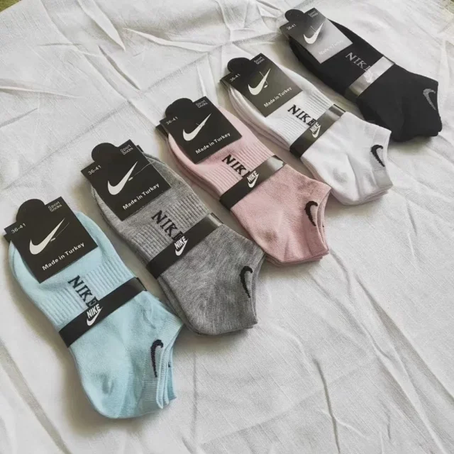 Nike Socks Ribbed Crew product detail image 13