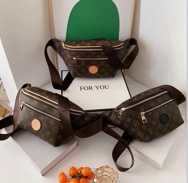 Gucci Backpacks Monogram Backpack product detail image 10