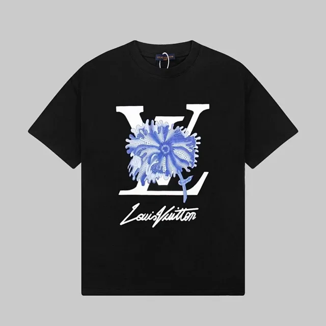 Louis Vuitton T-Shirts Short-Sleeve Graphic Logo T-Shirt product detail image 8
