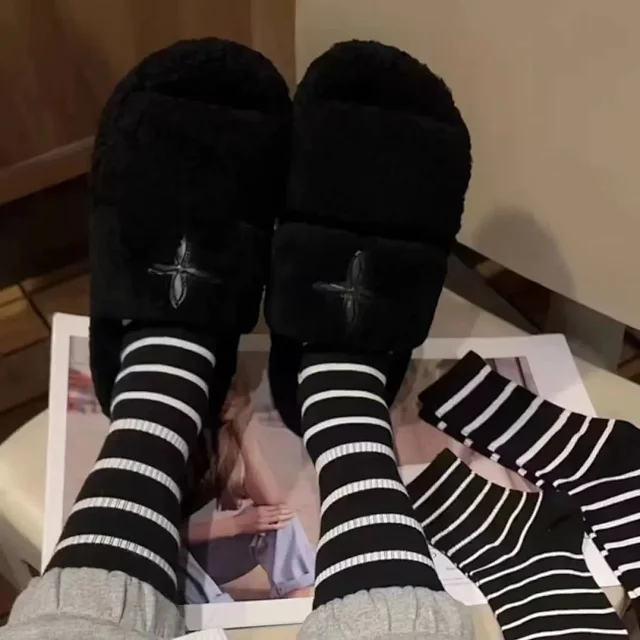 Women's Anti-slip Cotton Sports Socks(5 Pairs) Detail