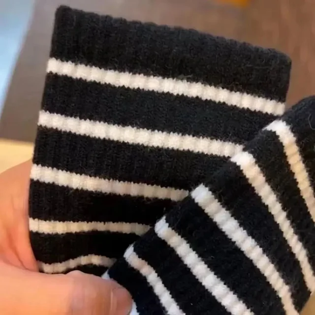 Women's Anti-slip Cotton Sports Socks(5 Pairs) Detail