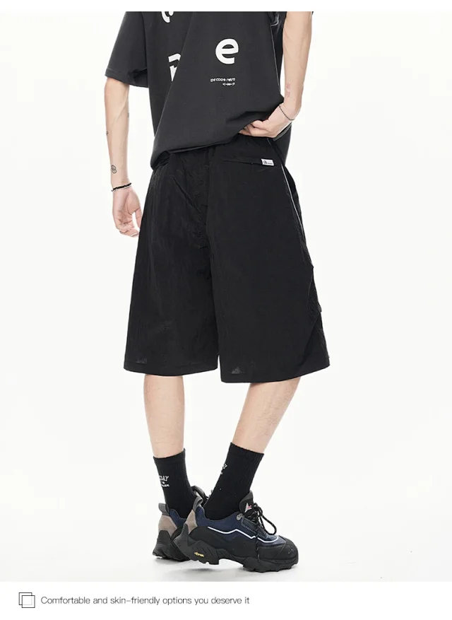 2025 Summer Men's Loose Reflective Shorts Detail