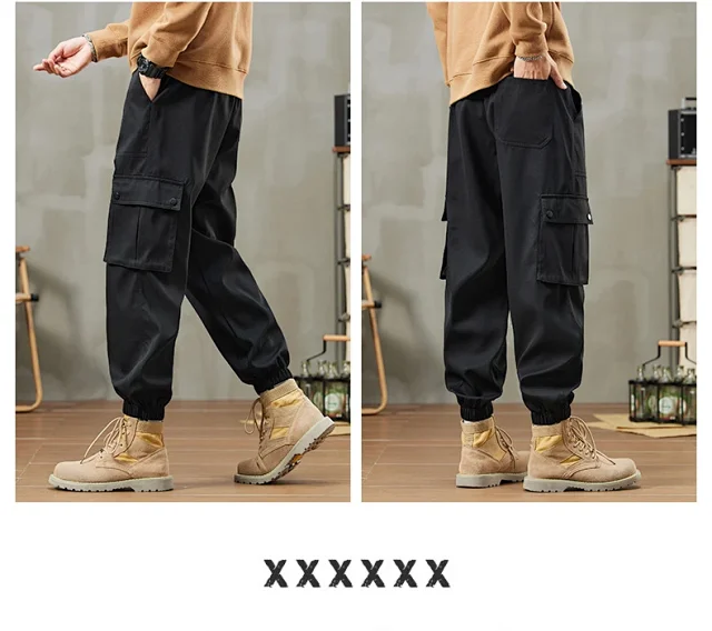 Men's Retro Cargo Joggers Detail