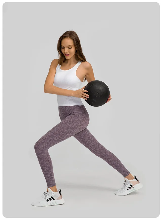 Seamless Bare-Fit Yoga Tank Top Detail