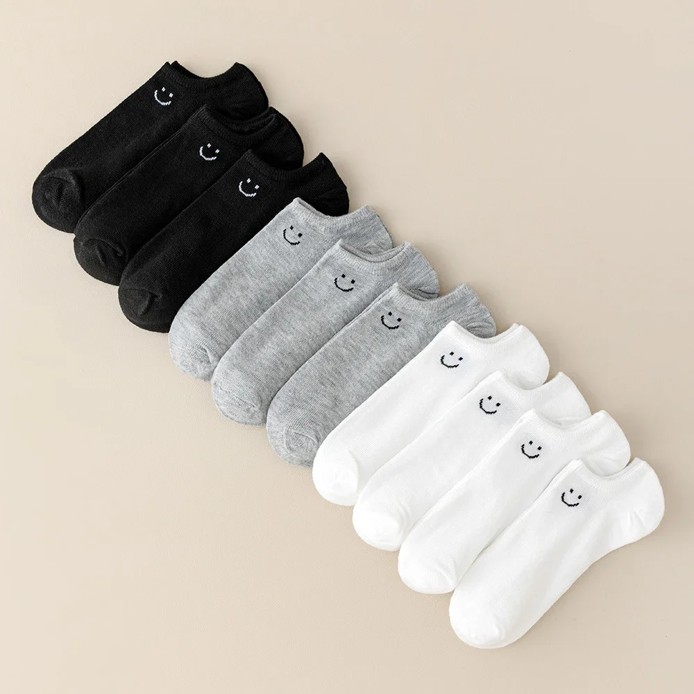 Breathable Oversized Smiley Ankle Socks（20 pairs）