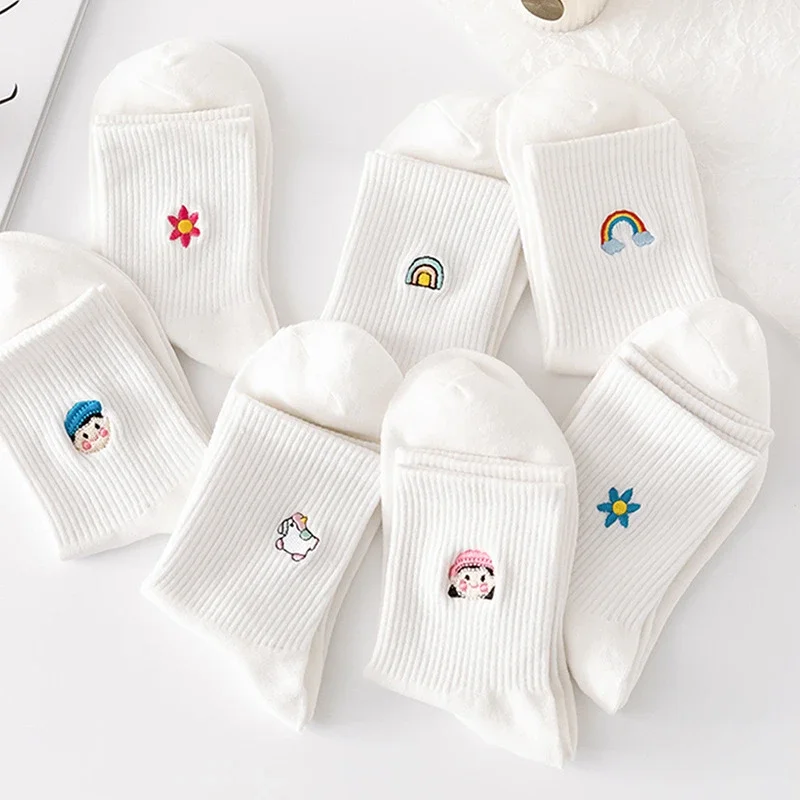 Women's White Embroidered Cotton Socks（10 pairs）