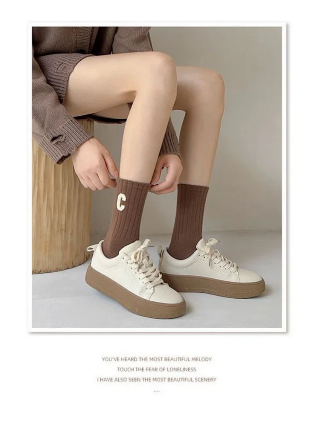 White Mid-Calf Basketball Socks for Couples（5 pairs） Detail