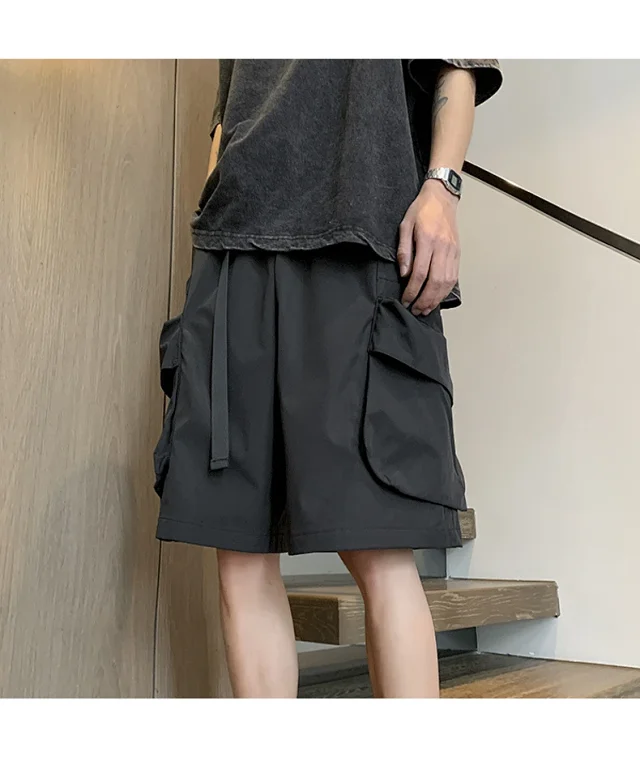Japanese Streetwear Utility Shorts for Men Detail