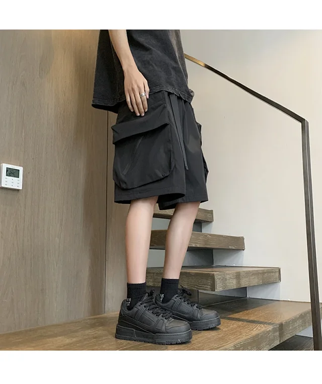 Japanese Streetwear Utility Shorts for Men Detail