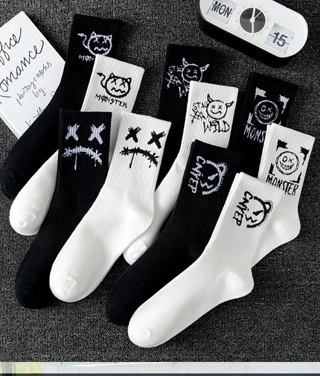 Unisex Black & White Basketball Crew Socks（20 pairs） Detail