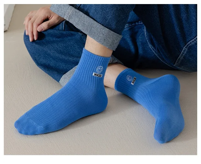 White Mid-Calf Basketball Socks for Couples（5 pairs） Detail