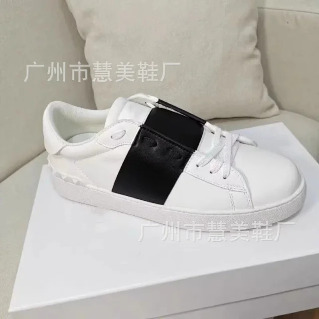 Studded Unisex White Platform Sneakers Detail