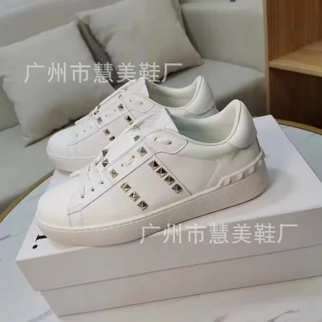 Studded Unisex White Platform Sneakers Detail