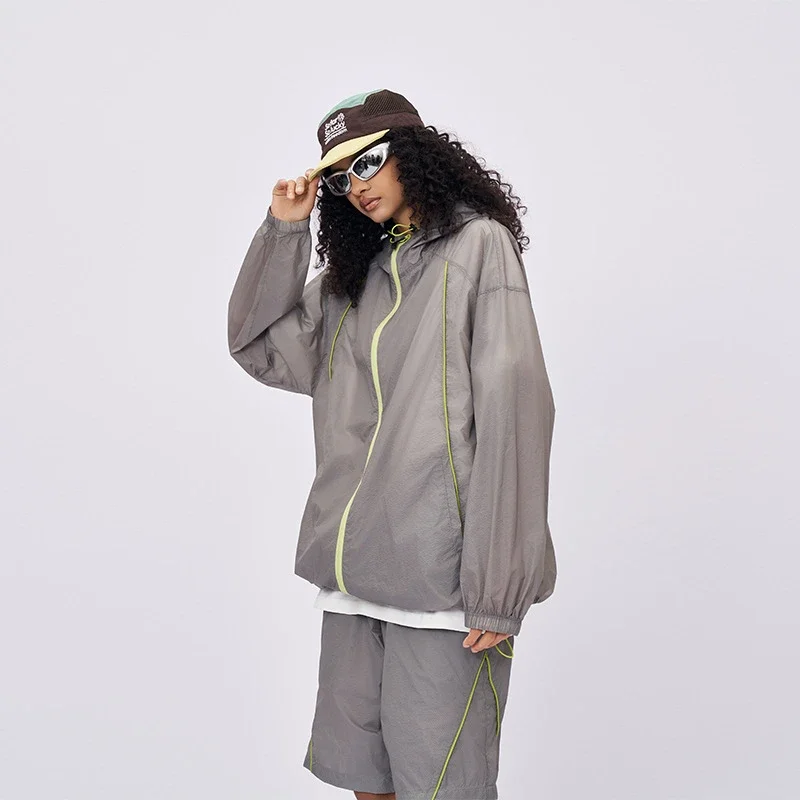 2025 New Unisex Summer Lightweight Sunscreen Suit