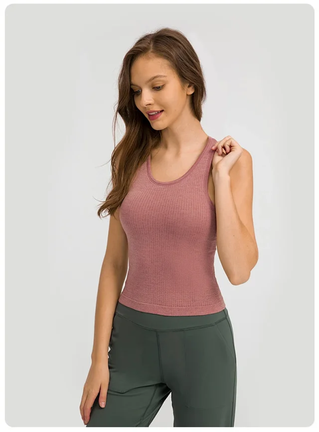 Seamless Bare-Fit Yoga Tank Top Detail