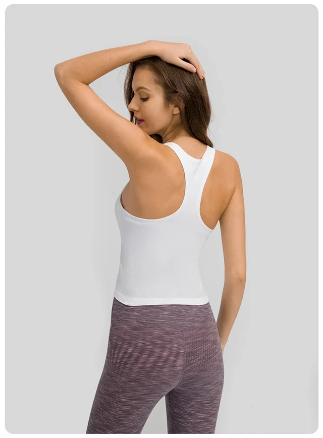 Seamless Bare-Fit Yoga Tank Top Detail