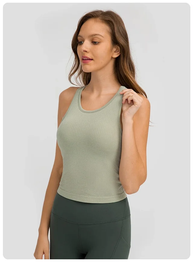 Seamless Bare-Fit Yoga Tank Top Detail