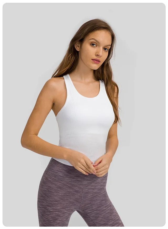Seamless Bare-Fit Yoga Tank Top Detail