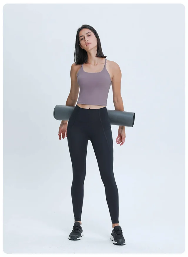 Padded Backless Yoga Tank Top Detail