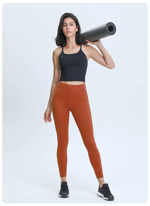 Padded Backless Yoga Tank Top Detail