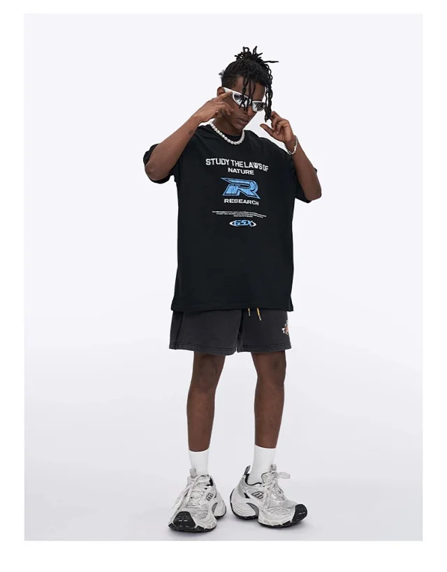 RFSD Men's 2025 Summer Retro Cracked Letter Print T - Shirt Detail
