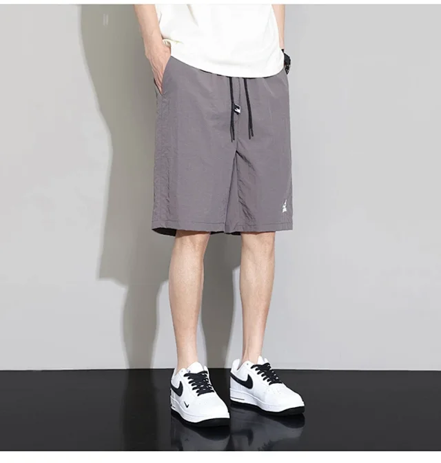 Men's Nylon Quick-Dry Beach Shorts Detail