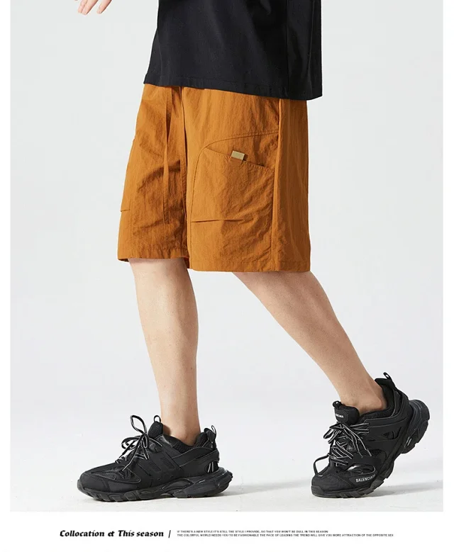 Men's Summer Cargo Shorts - Sporty & Cool Detail