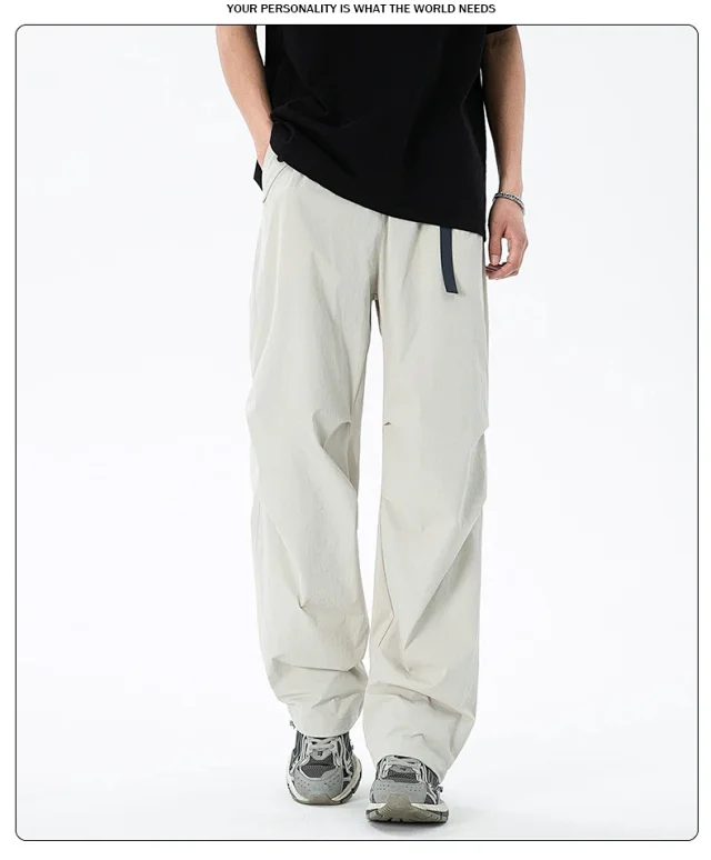 2025 Mens Parachute Pants: Waterproof, Lightweight & Stylish Detail