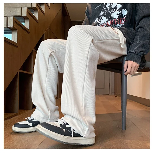 Autumn New Japanese Retro Corduroy Wide Leg Pants for Men Detail