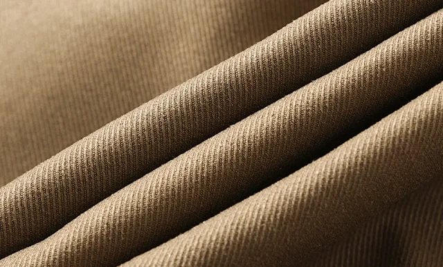 Men's Retro Cargo Joggers Detail