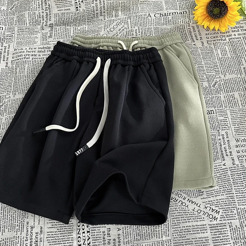 Japanese Retro Pineapple Print Men's Shorts