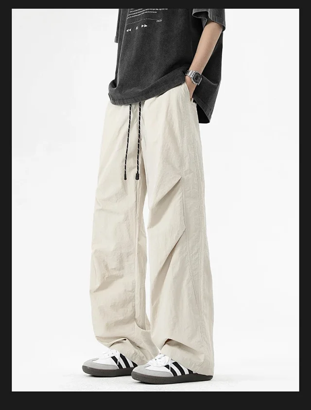 2025 Spring/Summer Men's Parachute Cargo Pants Detail