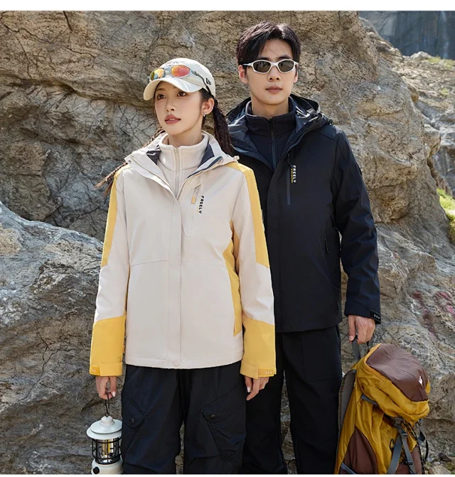 Women's 3-in-1 Fleece Jacket Detail