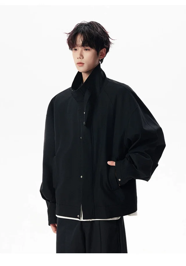 Men's Streetwear Bomber Jacket Detail