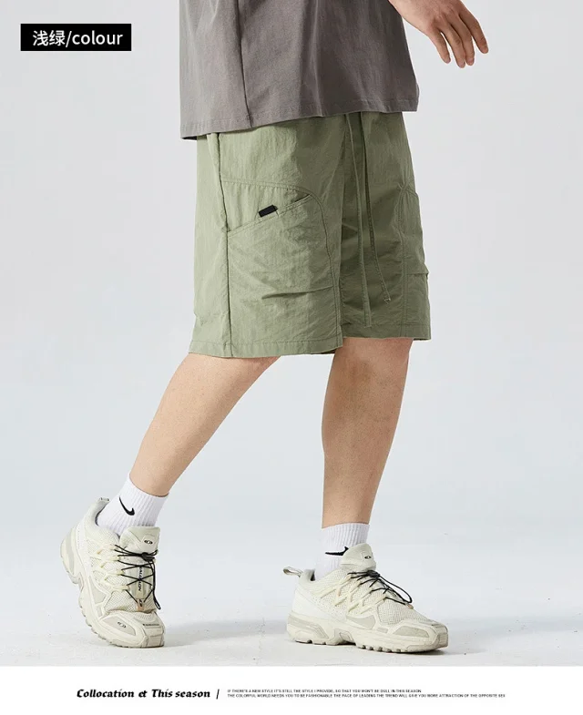 Men's Summer Cargo Shorts - Sporty & Cool Detail