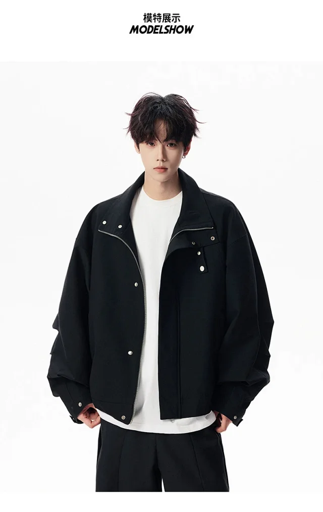 Men's Streetwear Bomber Jacket Detail