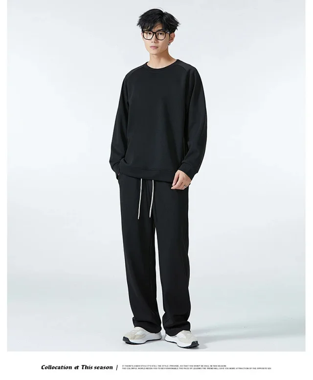 Mens Sports Set: Raglan Sleeve Crewneck Sweatshirt & Straight Leg Casual Pants Detail