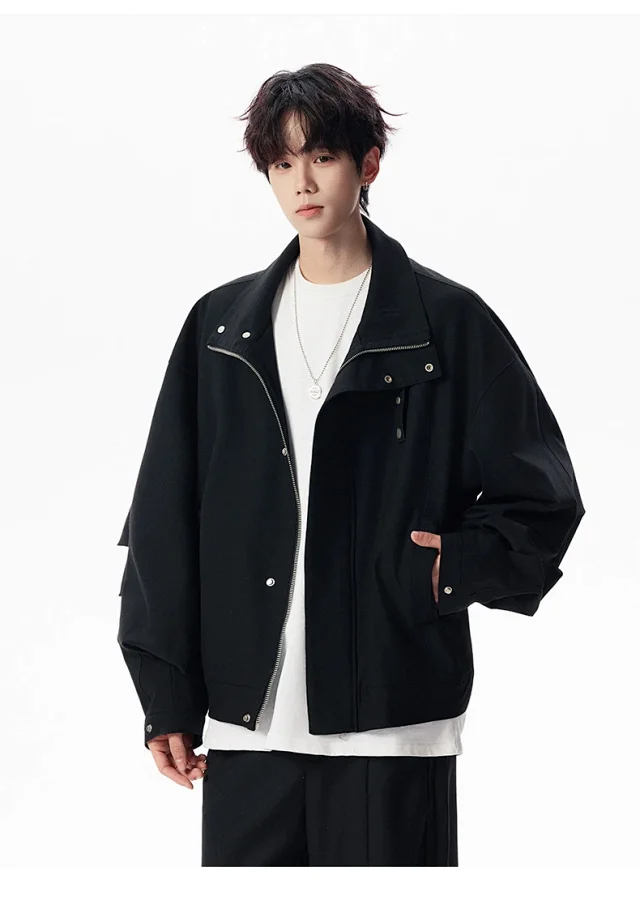 Men's Streetwear Bomber Jacket Detail