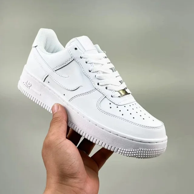 Classic White Air Force 1 Detail